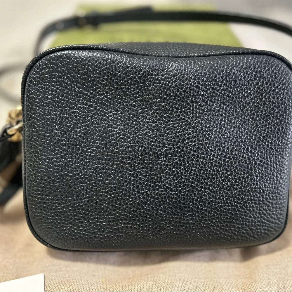 GUCCI Black SoHo Disco Crossbody Bag - Picture 3 of 12